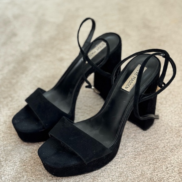 Steve Madden Black Strappy Heels - Picture 1 of 3
